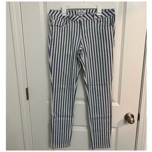Aeropostale Skinny Blue and white Striped Denim Jean Size 12